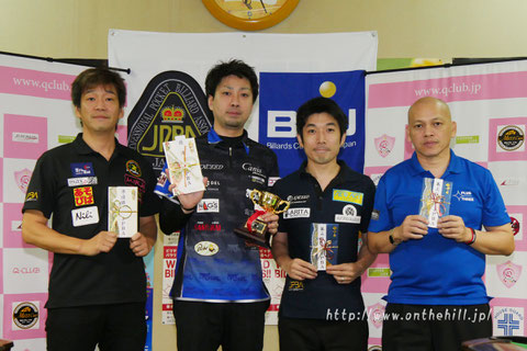 Naoyuki Oi (second from the left) won 2016 TOKAI Grand Prix, Aichi.　Photo Courtesy of  On the hill !