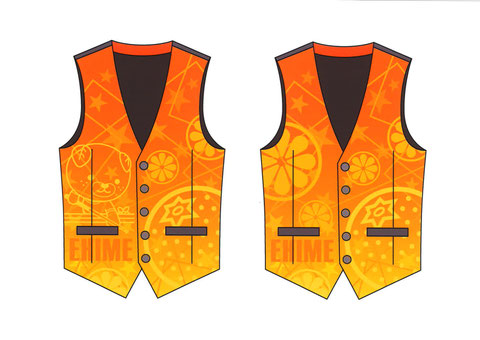 右側が本採用されたデザイン。左側はキャラクター入りのもの。他にもいくつかデザイン候補があった