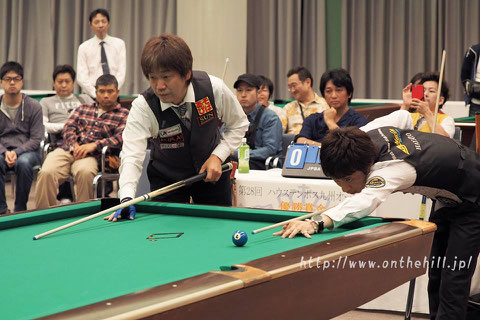 Hayato Hijikata (right) won 2016 Huis Ten Bosch Kyushu Open Photo :  On the hill !