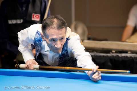 故・小林伸明氏。10月のエムルーラ・バシュエメス選手エキシビションマッチにて。Photo : Carom Seminar