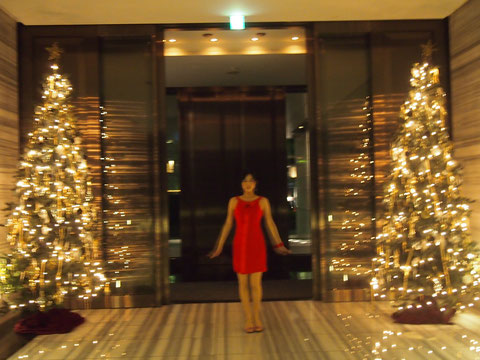 るん♪ こういうPartystyle久しぶり^^ どう頑張ってもかわいくないマタニティー服や授乳服の日々だったからなぁ。。 こういう機会、ありがたいです^^
