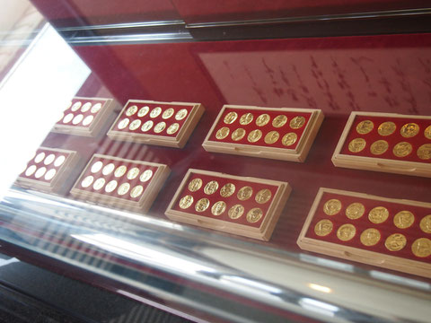 金色ってきれいですよね^^