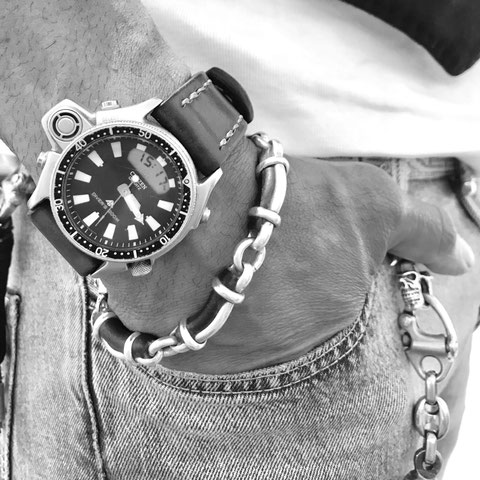 handgefertigte Lederarmbänder für Deine Uhr | handmade leather watch band trap