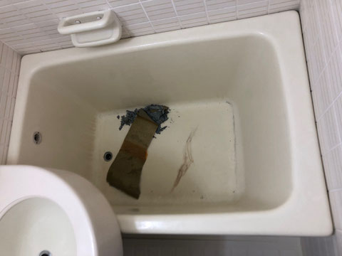 FRP浴槽割れ修理、塗装