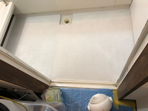 ユニットバス洗い場再生塗装