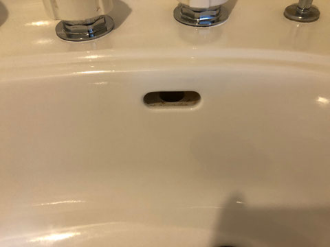 鋼板琺瑯洗面器修理、塗装