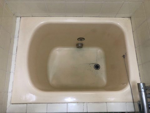 人工大理石浴槽割れ補修塗装
