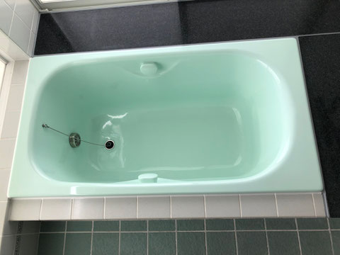 FRA浴槽、傷補修塗装