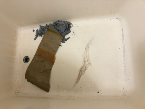 FRP浴槽割れ修理、塗装