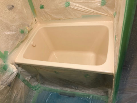 FRP浴槽割れ修理、塗装