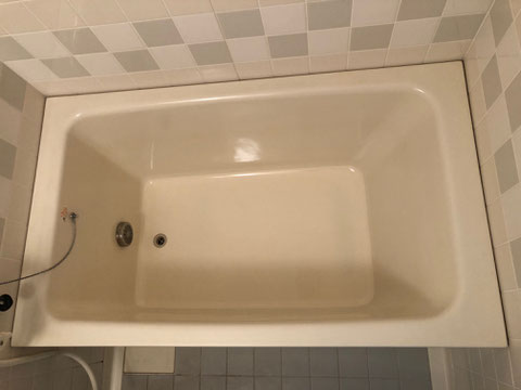 FRP浴槽割れ修理、塗装