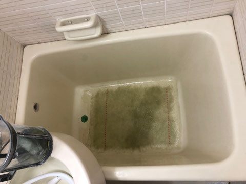 FRP浴槽割れ修理、塗装