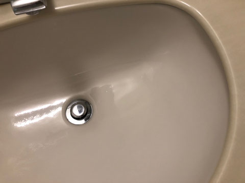 陶器洗面器割れ補修塗装