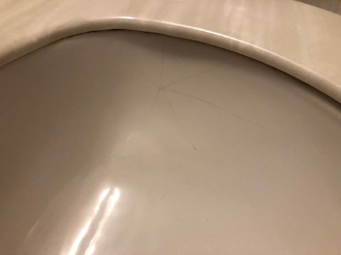 陶器洗面器割れ修理、塗装