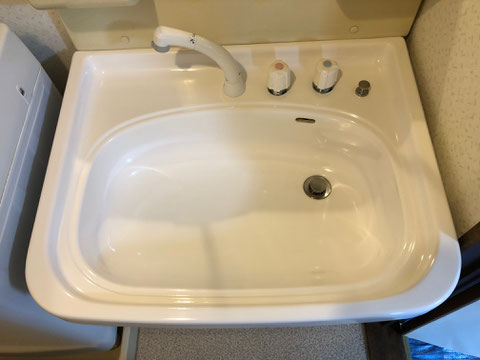 鋼板琺瑯洗面器修理、塗装