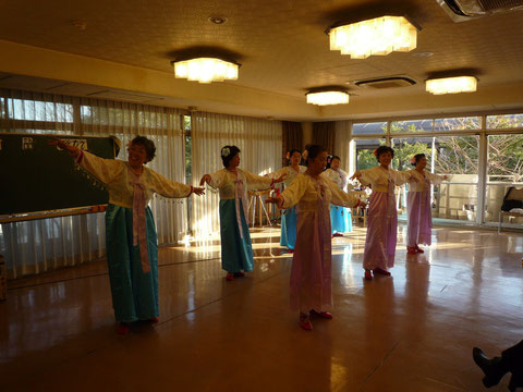中国民族舞蹈 表演