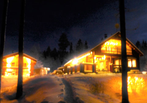 Blockhaus Winternacht Finnland