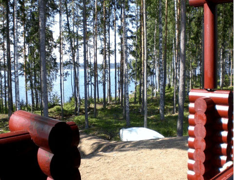 smsfi. de  ODER  ferienhaus-am-see-finnland.de      Sunny Mökki Sysmä. Ferienhaus direkt am See in Süd-Finnland. Eigenes Boot. Sauna im Haus. Ganzjährig mit dem Pkw erreichbar.