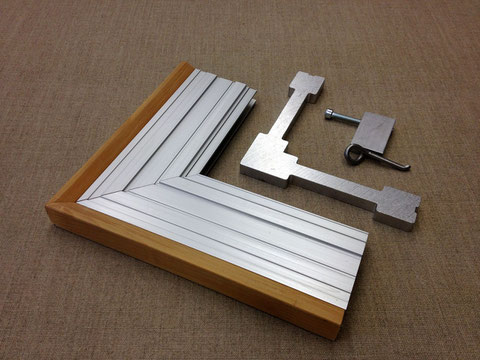 Aluminium stretcher, profile 25mm, angle and spring