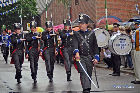 Die Mansfelder Pioniere während der Parade 2014