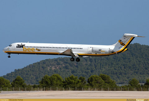 Eine MD-82 kurz vor einer Landung in Ibiza/Courtesy: Alexander Portas