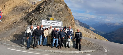 Trop fiers les banditos au sommet du Galibier !! 