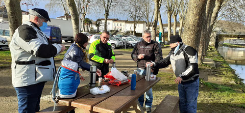 Arrêt café Covid !! Sympa aussi !! 