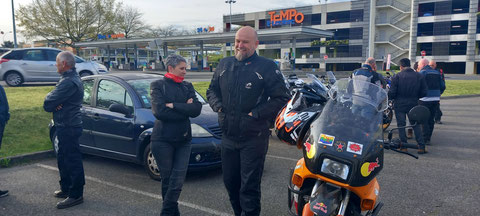 Chrystel et Denis ont l'air d'apprécier leur retour chez les banditos !! 