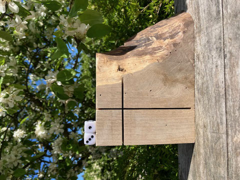 31: 15 x 21 cm   300,-