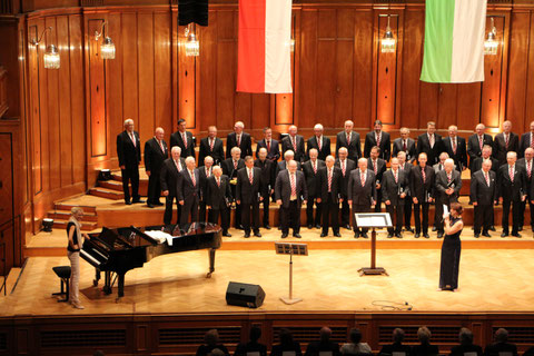 Konzert -10 Jahre - Landkreismännerchor (im Max-Littmannsaal) - Leitung: Ilona Seufert - 160917