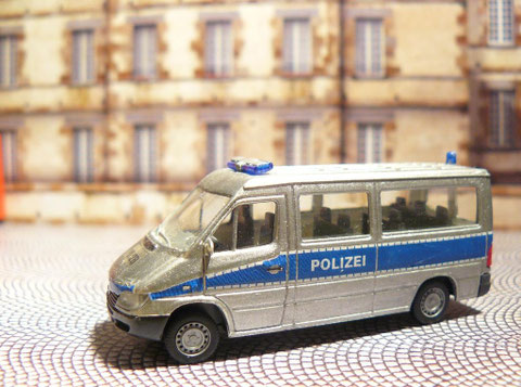 Mercedes-Benz Sprinter der Verkehrsüberwachung