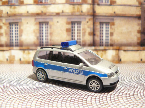 VW Touran der Verkehrsüberwachung