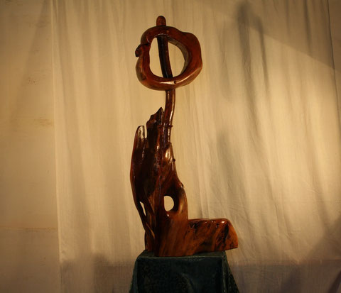 Contemplation-sculpture sur bois de platane.110cmx60cmx35cm année 2013