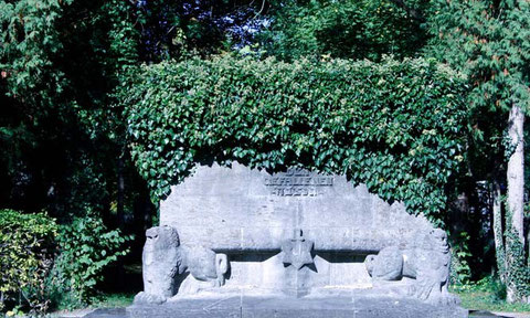 Der Neue Israelische Friedhof in München