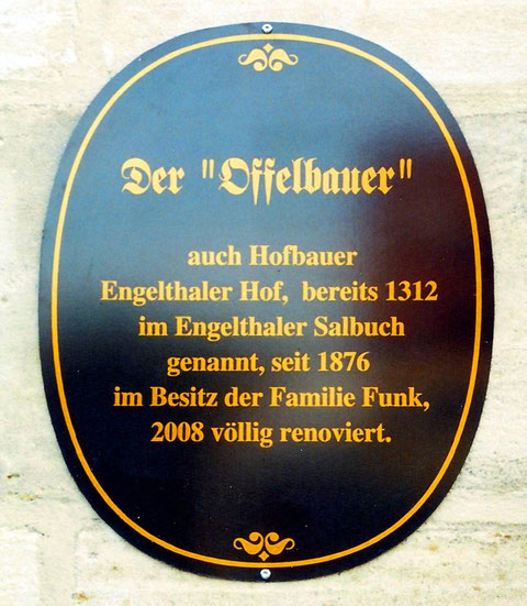 Hinter diesen Aussagen verbirgt sich große Geschichte: Das Haus und der Name Hofbauer überliefern die "Curia Reimbotonis": das ist wahrscheinlich der Hof des Reimboto aus dem 7. Jahrhundert