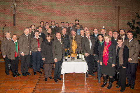 Die Pfarre Krems St.Paul und die Hauerinnung Krems-Stein feierten gemeinsam die Einweihnung der neuen Paulus- Statue. Foto: zVg