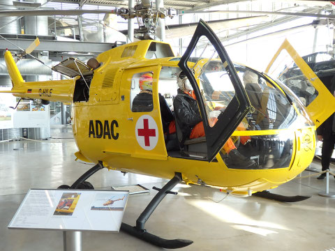 Seit 26. Oktober in der Flugwerft Schleißheim, Deutsches Museum, zu bewundern. Bölkow Bo 105 Werk-Nr. 01, aufbereitet als Christoph 1, mit dem die Luftrettung in Deutschland 1970 systematisch eingeführt wurde. Foto: jkob