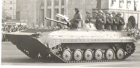 zur Parade in Berlin durfte man alle Fahrzeuge aus allen Perspektiven fotografieren
