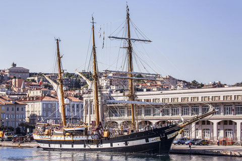 Nave Palinuro a Trieste 10 agosto 2014