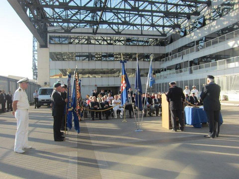 Cerimonia di gemellaggio ANMI TRIESTE - OMV VIENNA presenti Gruppi di Gorizia e Udine