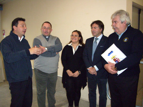 Il Comandante Costa con Don Sandro ,Cons. Bucci e soci. 10.11.2012