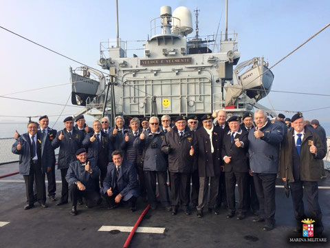 Gruppo ANMI Trieste su Nave Maestrale.