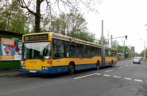 Die 324 in Thekla auf der Buslinie 70