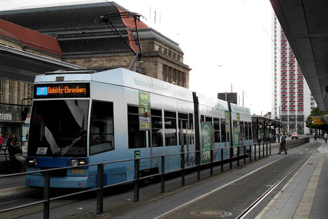 Zum Sammelanschluss verkehrten auch vermehrt NGT8 auf der 7