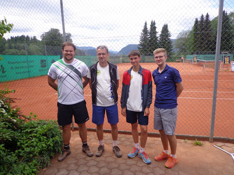 Manuel Meixner, MF Thomas Traschitzker, Paul Traschitzker und Klausi Brandner (nicht im Bild Florian Zmölnig, Mario Barusic) 