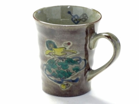 九谷焼【マグカップ】宝尽くし紫塗り『中裏絵』