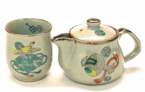 九谷焼【茶器・急須・ティーポット2点セット】小 宝尽くし緑塗り【裏絵】
