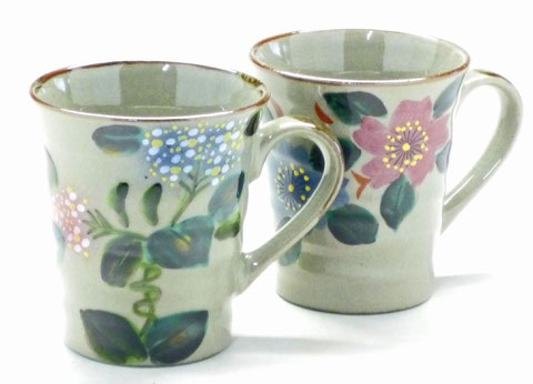 九谷焼 ペアマグカップ 和桜&がく紫陽花ピンク+ブルー 裏絵