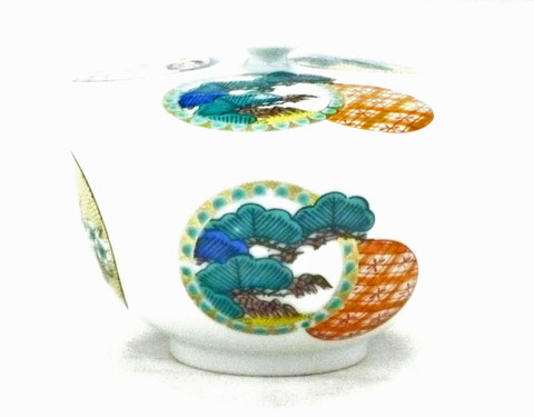 九谷焼【蓋付湯呑】丸紋松竹梅 打ち出の小槌 中絵(シール焼)