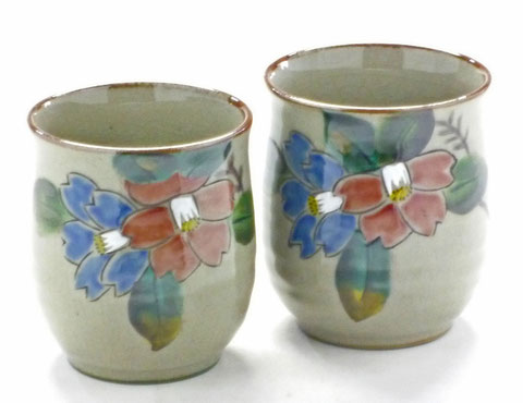 九谷焼【夫婦湯呑】コンビ山茶花『裏絵』
